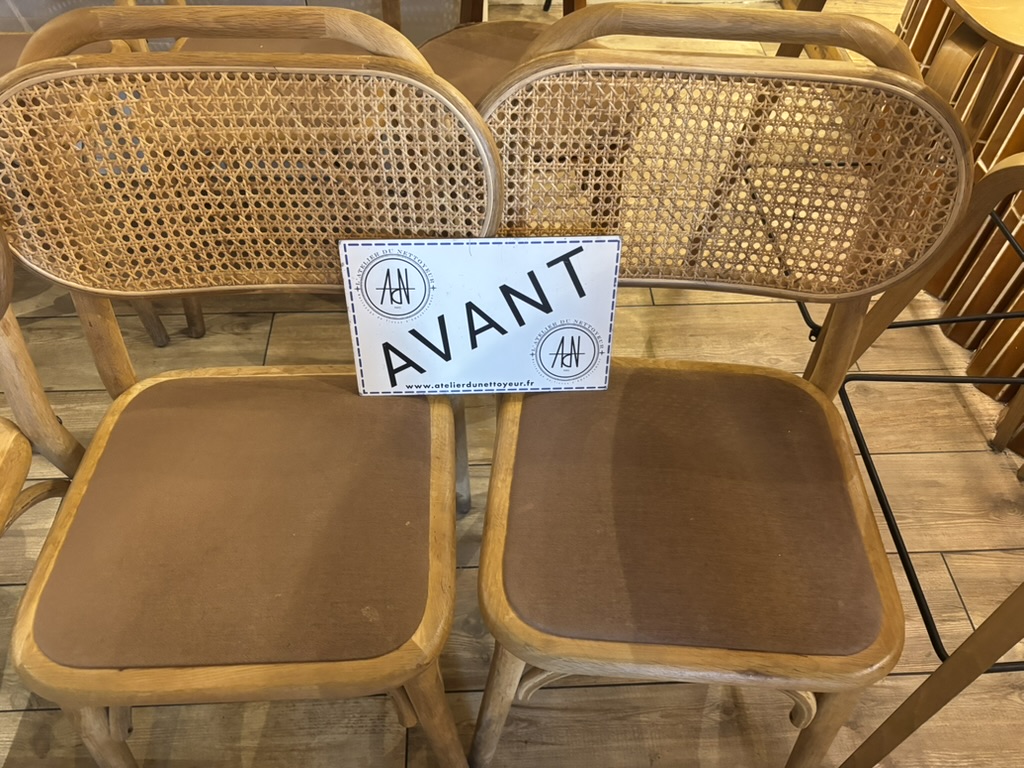 Chaise — avant