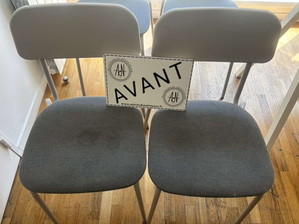 Chaise — avant