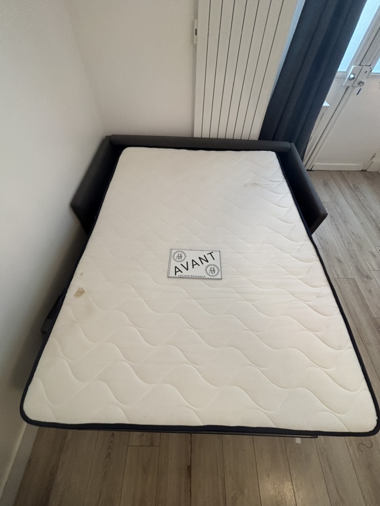 Literie — avant