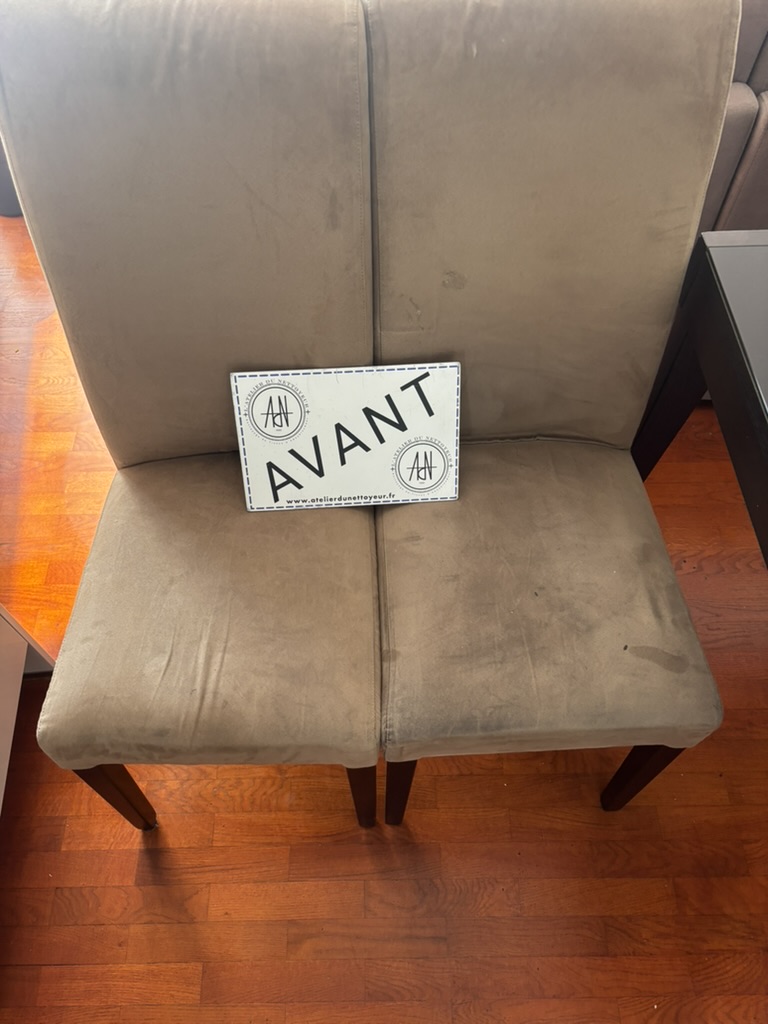 Chaise — avant