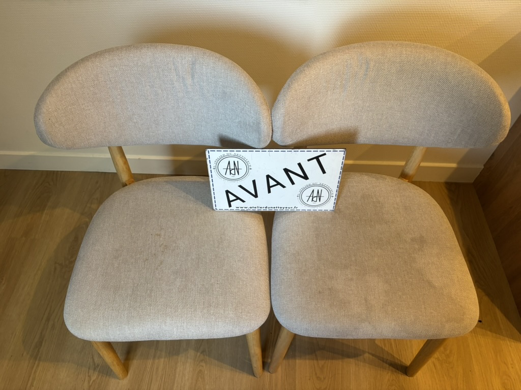 Chaise — avant