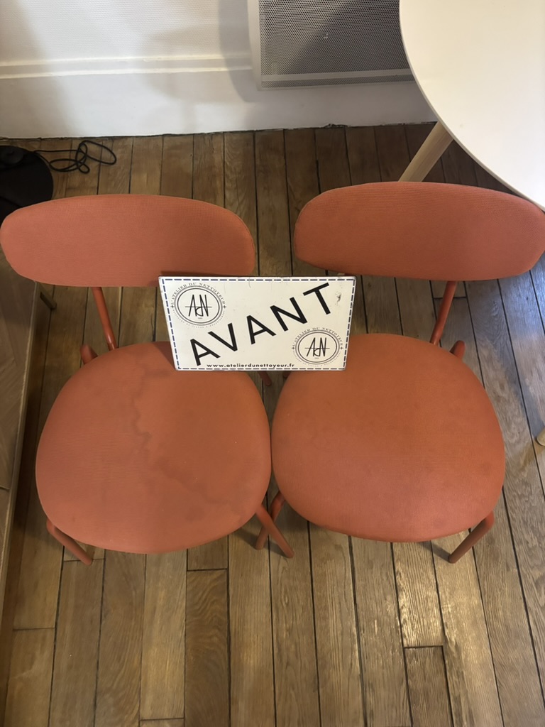 Chaise — avant